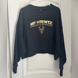 Milwaukee Bucks Black Pro Standard Glam Cropped Pullover Sweatshirt NWT